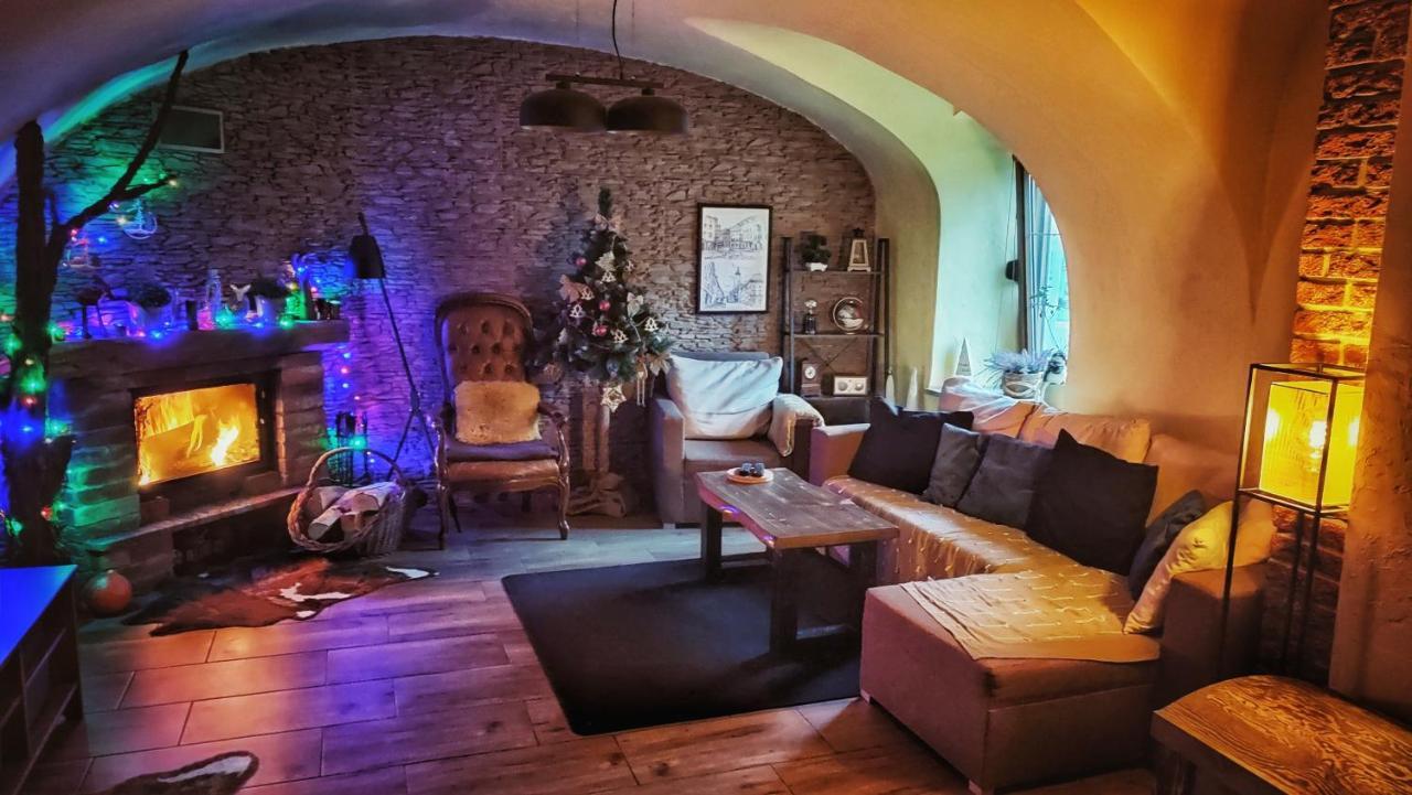 Apartament Studio11 "Cztery Pory Roku" Złotoryja Kültér fotó