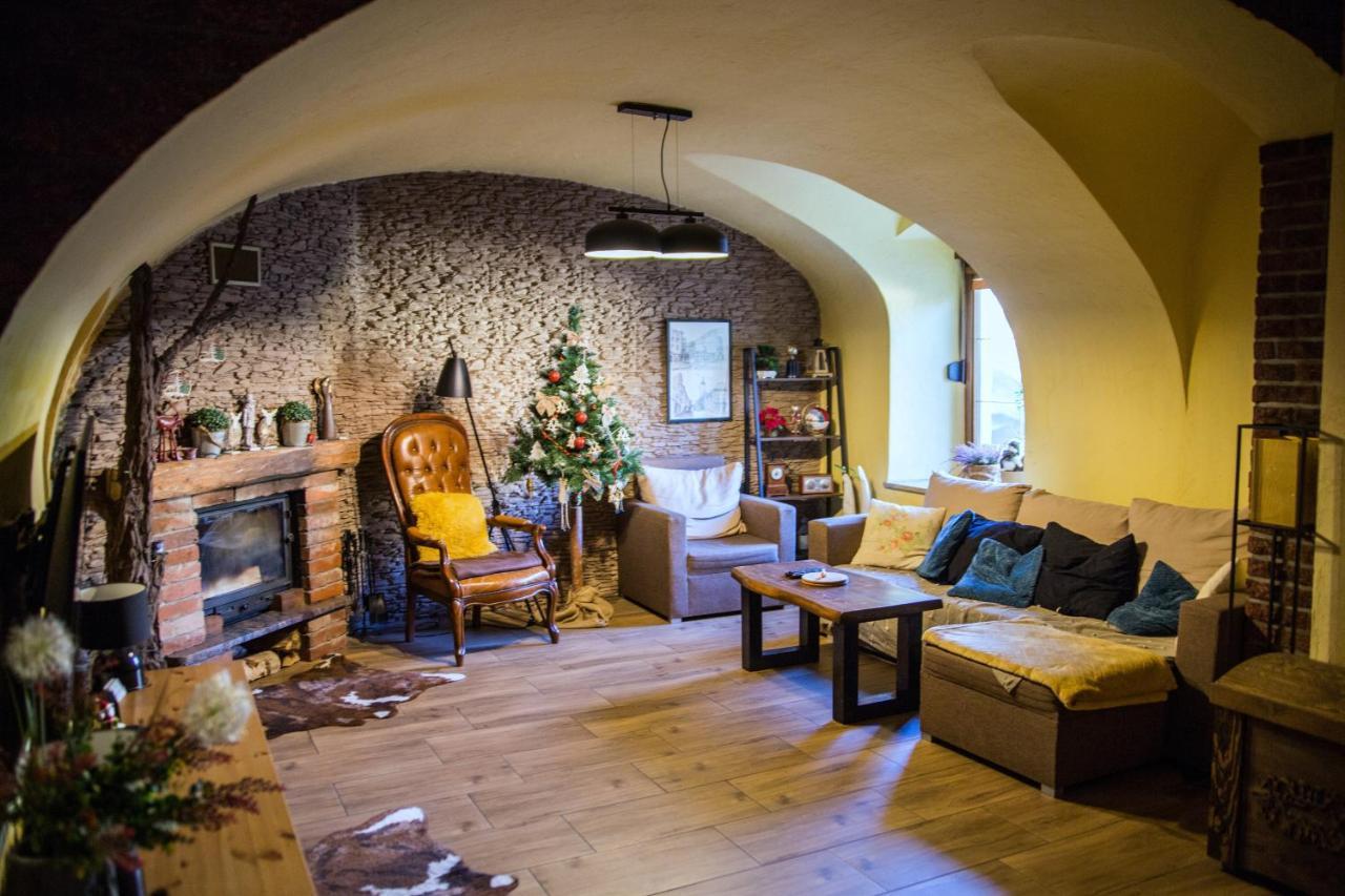 Apartament Studio11 "Cztery Pory Roku" Złotoryja Kültér fotó